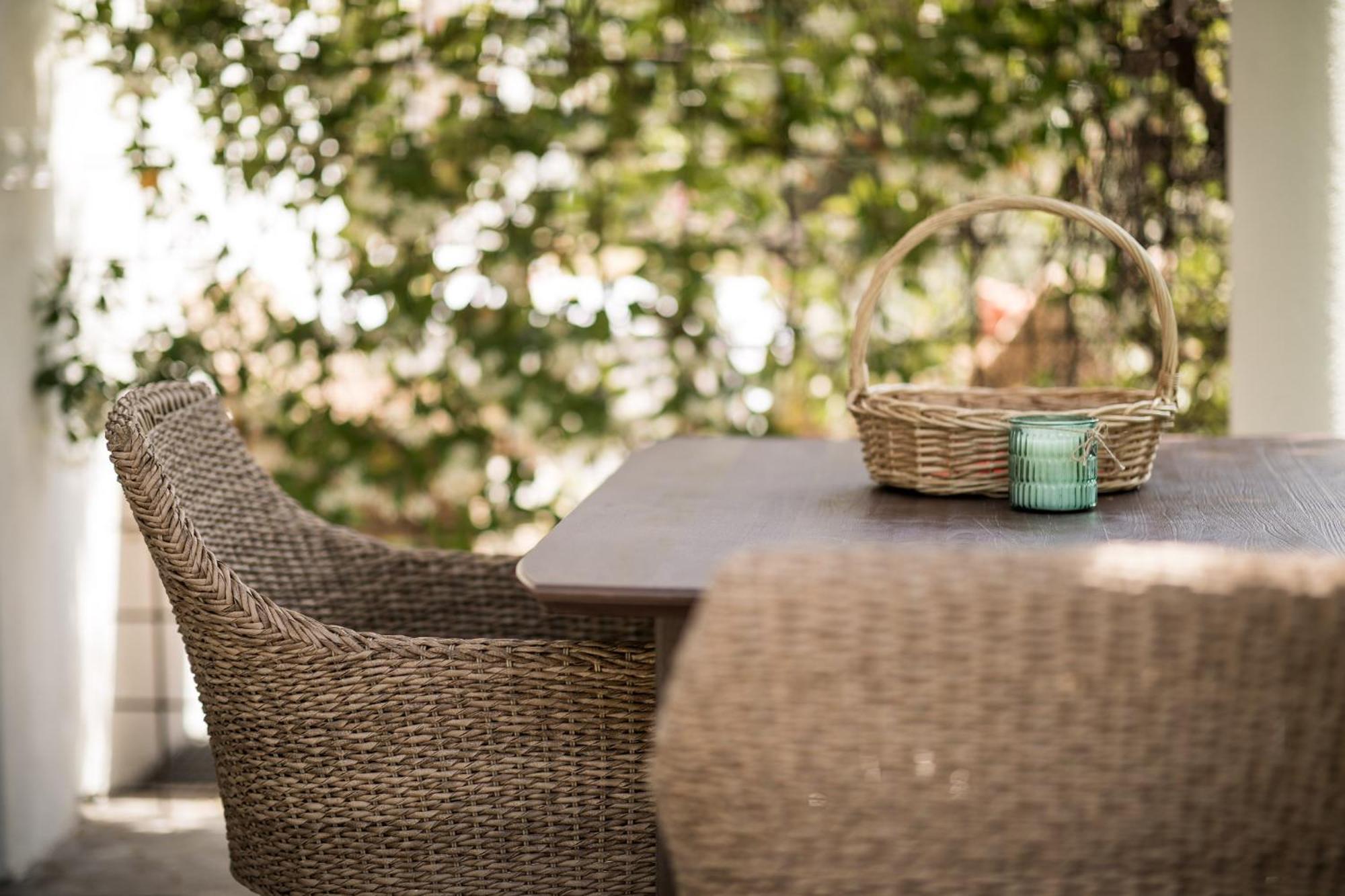 Weingut Weidlhof - Suite & Breakfast - Vacation For Wine Lovers Caldaro Exterior foto