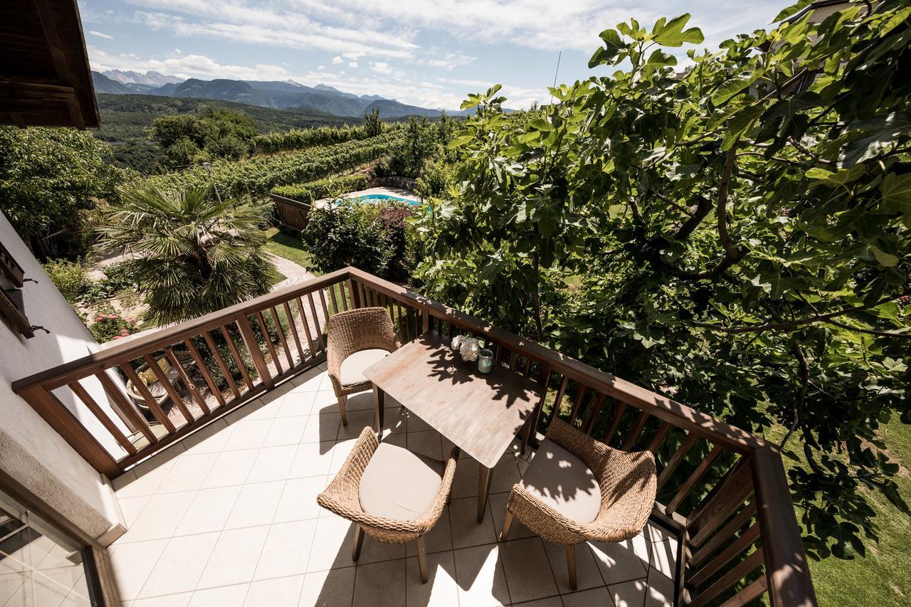 Weingut Weidlhof - Suite & Breakfast - Vacation For Wine Lovers Caldaro Exterior foto